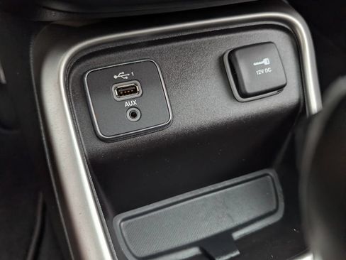 Used 2020 Jeep Compass Latitude w/ Safety & Security Group FWD image 26