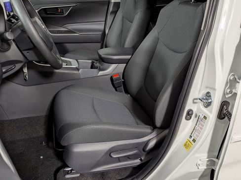 New 2025 Toyota RAV4 LE image 10