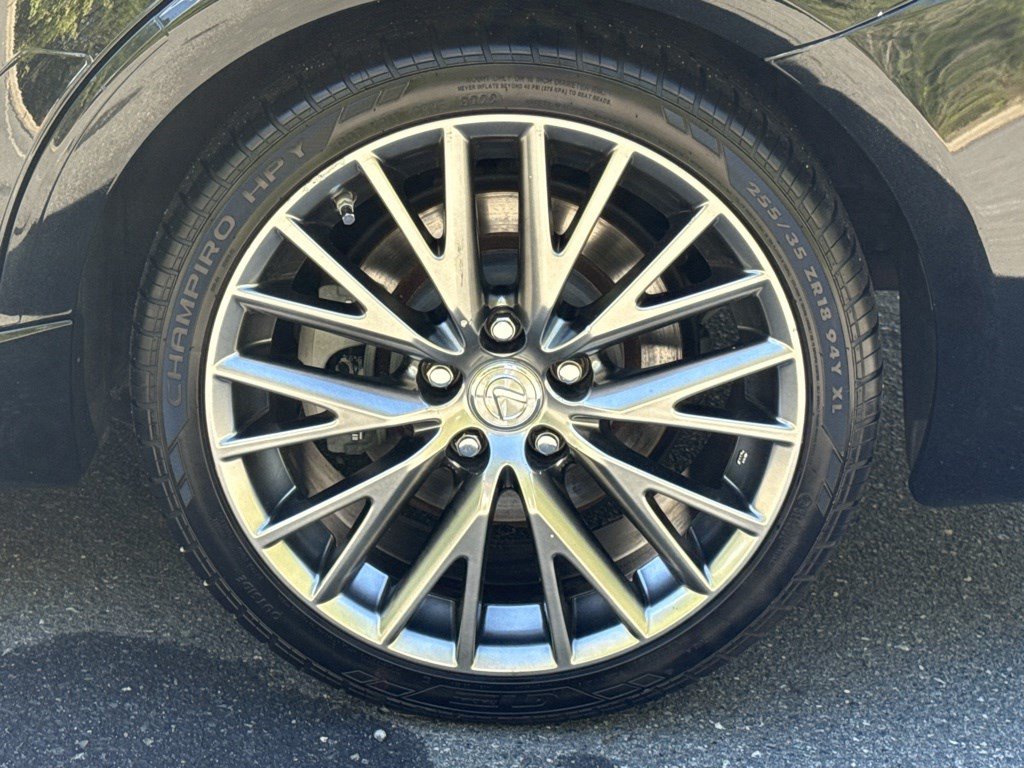 Used 2017 Lexus IS 200t RWD image 11