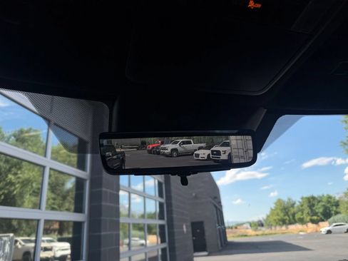 Used 2025 Toyota Sequoia Limited w/ Tow Technology Package AWD/4WD image 29