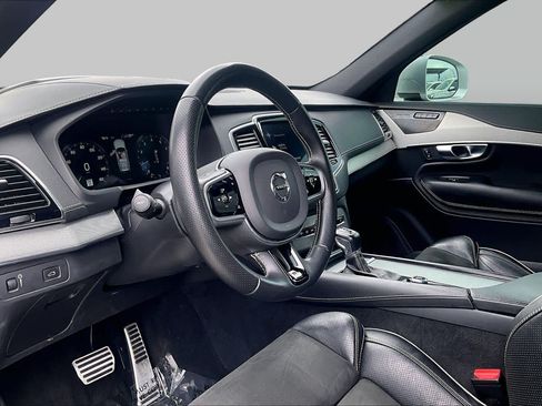Used 2019 Volvo XC90 T6 R-Design w/ Advanced Package AWD/4WD image 17