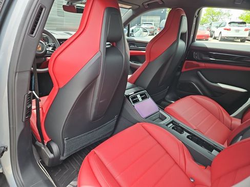 Certified 2025 Porsche Panamera 4 AWD/4WD image 21
