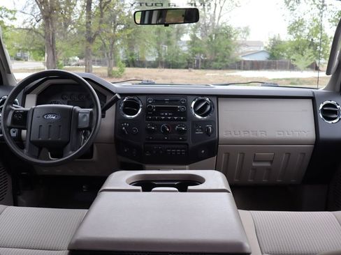 Used 2008 Ford F350 XLT AWD/4WD image 16