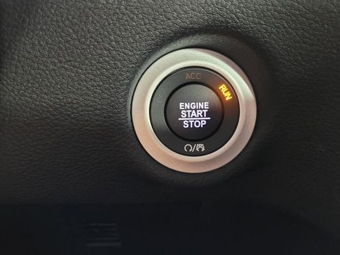 New 2026 Chrysler Pacifica Select image 25