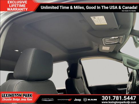 Used 2021 Chevrolet Silverado 1500 LT Trail Boss w/ Bed Protection Package AWD/4WD image 27