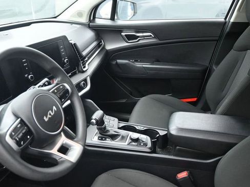 Used 2024 Kia Sportage LX FWD image 19