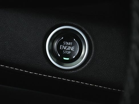 Used 2024 Cadillac Escalade Sport image 28