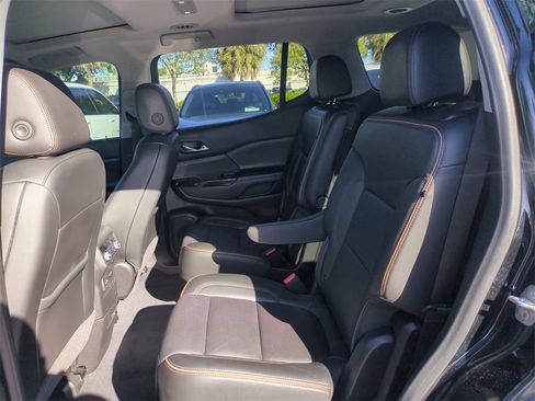 Used 2022 GMC Acadia AT4 w/ Technology Package image 16