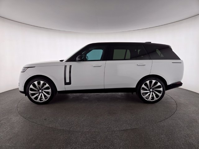 Used 2025 Land Rover Range Rover Long Wheelbase SE AWD/4WD image 29
