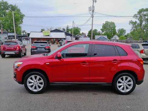 Used 2014 Mitsubishi Outlander Sport ES AWD/4WD image 2