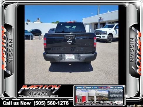Used 2023 Nissan Frontier SV w/ Midnight Edition Package image 13