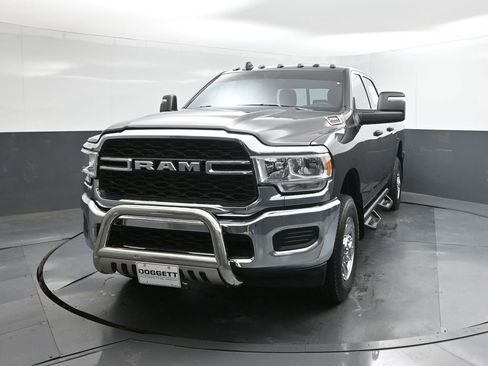 Used 2024 RAM 2500 Tradesman w/ Chrome Appearance Group AWD/4WD image 22