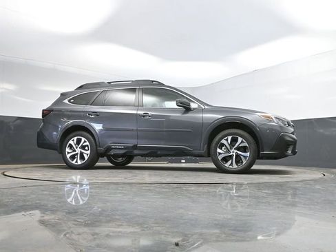 Used 2020 Subaru Outback Limited w/ Popular Package #2 AWD/4WD image 53