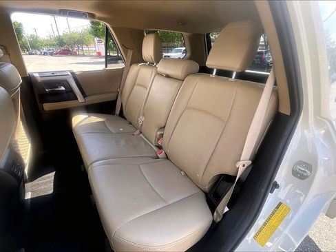 Used 2023 Toyota 4Runner Limited AWD/4WD image 31