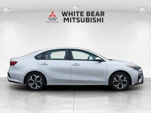 Used 2020 Kia Forte LXS FWD image 6