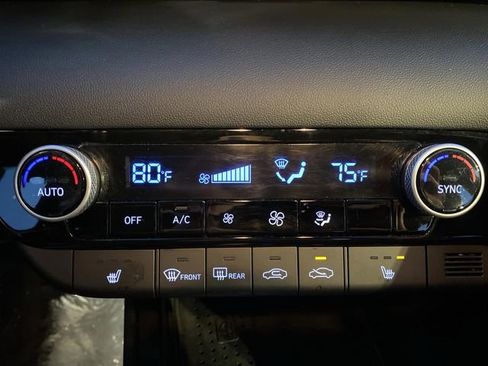 Used 2021 Hyundai Elantra SEL w/ Convenience Package image 19