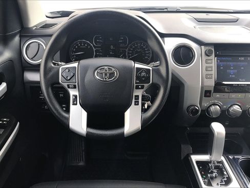 Used 2018 Toyota Tundra SR5 w/ SR5 Upgrade Package image 5