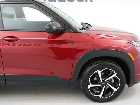 Certified 2023 Chevrolet TrailBlazer RS w/ Convenience Package AWD/4WD image 8