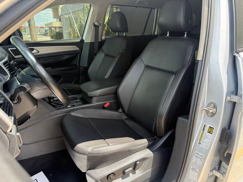 Used 2018 Volkswagen Atlas SE image 13