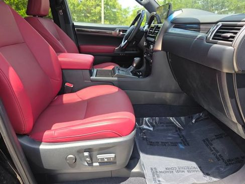 Used 2023 Lexus GX 460 Premium w/ Premium Package AWD/4WD image 10