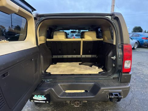Used 2007 HUMMER H3 image 7