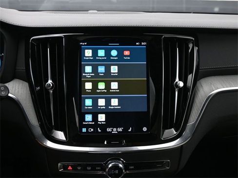 Used 2024 Volvo V60 B5 Cross Country Ultimate image 14