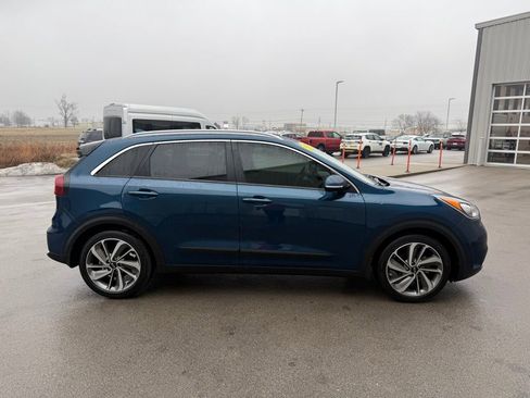 Used 2018 Kia Niro Touring image 33