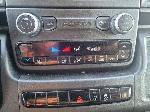 Used 2022 RAM ProMaster 1500 image 18