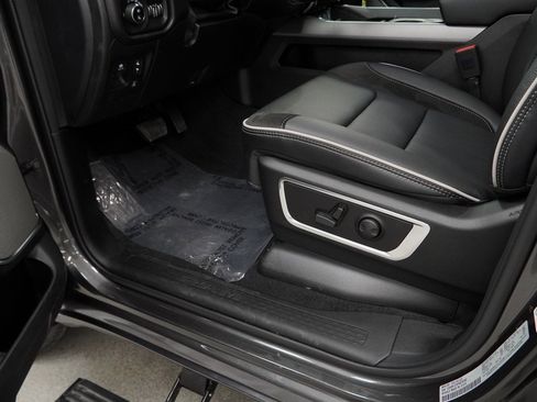 New 2026 RAM 1500 Laramie w/ Night Edition image 27