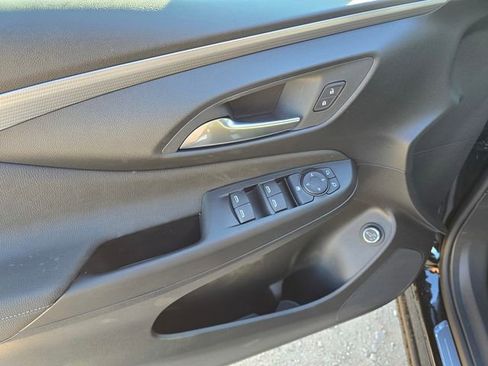 New 2026 Buick Envista Avenir image 19