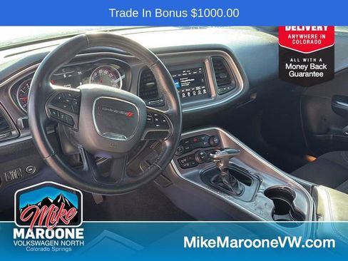 Used 2019 Dodge Challenger SXT image 14