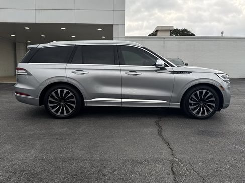 Used 2020 Lincoln Aviator Black Label Grand Touring image 2