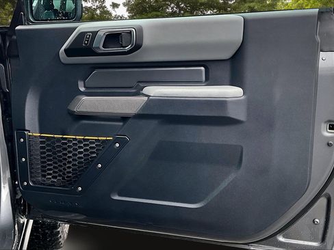 Used 2023 Ford Bronco Badlands image 28