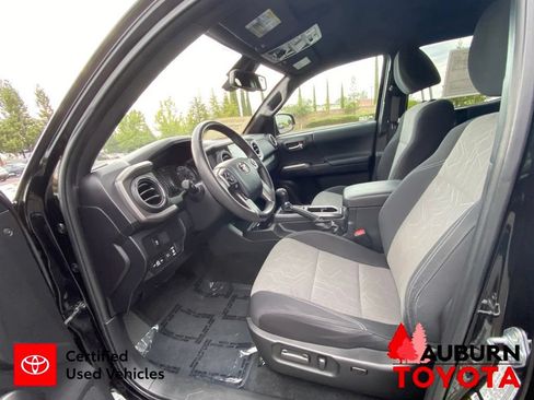 Used 2023 Toyota Tacoma TRD Off-Road AWD/4WD image 34