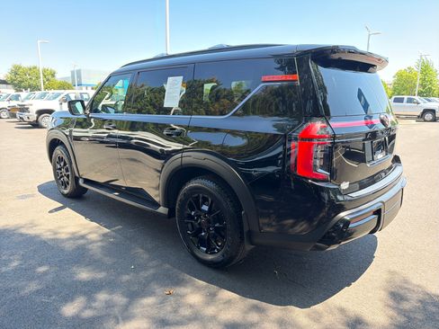 Used 2025 Nissan Armada PRO-4X w/ Pro-4X Premium Package AWD/4WD image 8