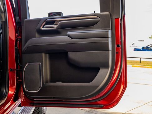 Used 2024 Chevrolet Silverado 2500 LTZ w/ LTZ Plus Package image 39