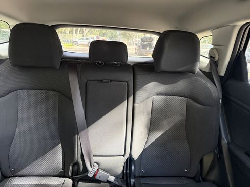 Used 2025 Kia Sportage LX image 32