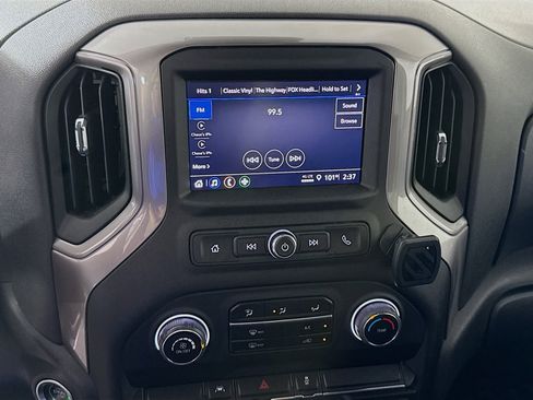 Used 2023 Chevrolet Silverado 1500 W/T w/ WT Value Package AWD/4WD image 17
