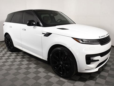 Used 2024 Land Rover Range Rover Sport Dynamic SE image 8