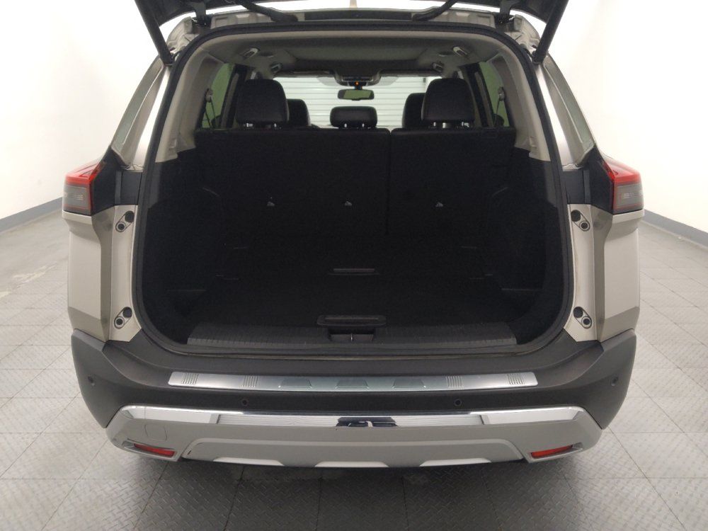 Used 2023 Nissan Rogue Platinum FWD image 29