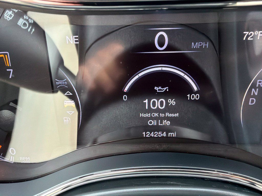 Used 2021 Jeep Grand Cherokee Limited X AWD/4WD image 34