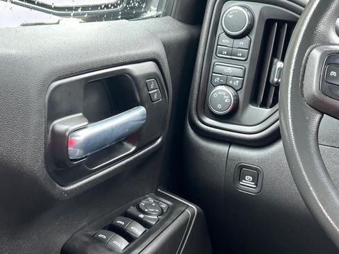 Certified 2020 Chevrolet Silverado 1500 Custom Trail Boss w/ Custom Convenience Package AWD/4WD image 19