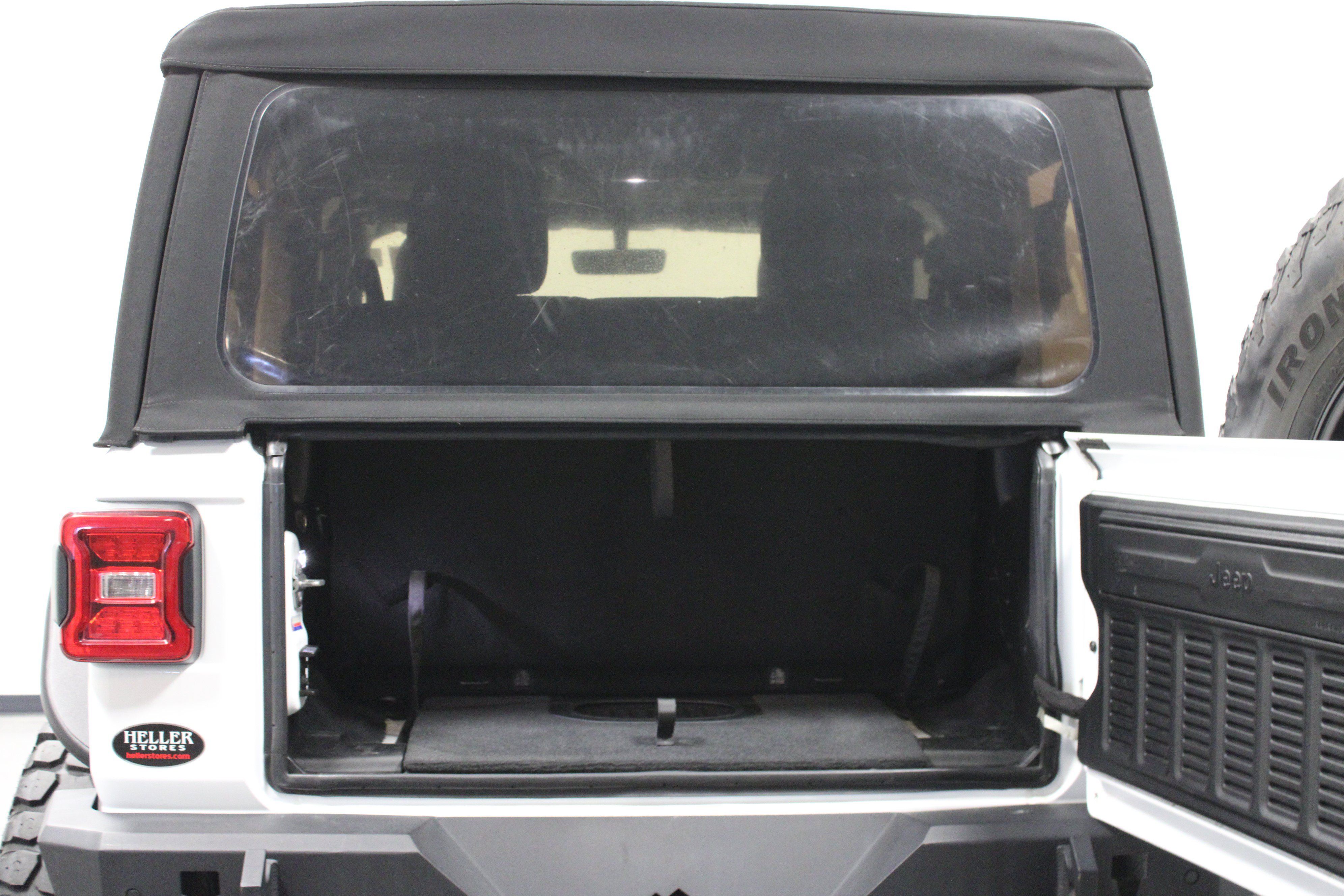 Used 2018 Jeep Wrangler Rubicon AWD/4WD image 14