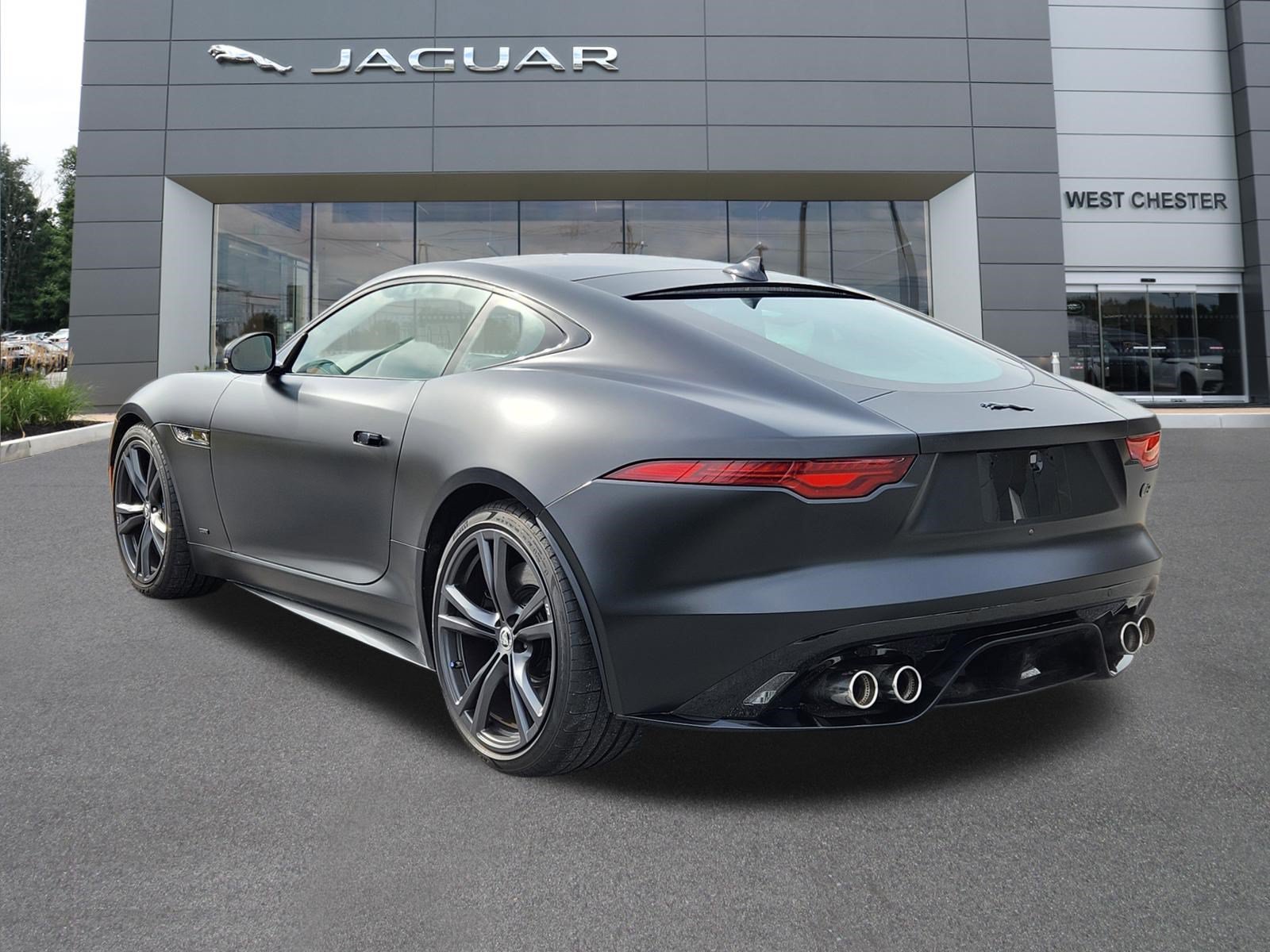 Used 2024 Jaguar F-TYPE R AWD/4WD image 3