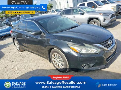 Used 2017 Nissan Altima 2.5 S w/ Power Driver Seat Package FWD image 5