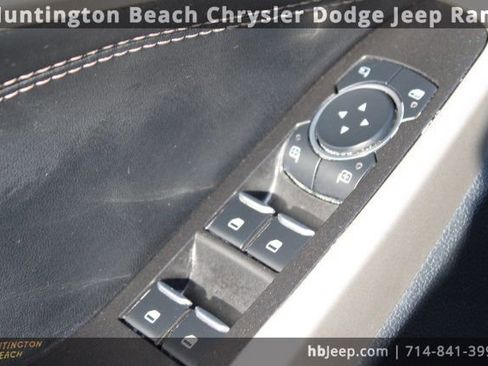 Used 2023 Ford Explorer Limited image 10