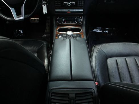 Used 2013 Mercedes-Benz CLS 550 w/ Premium I Pkg image 27