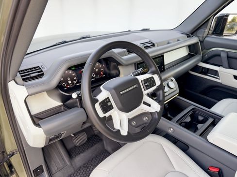 Used 2024 Land Rover Defender 110 S AWD/4WD image 4