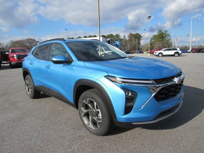 New 2026 Chevrolet Trax LT w/ Driver Confidence Package