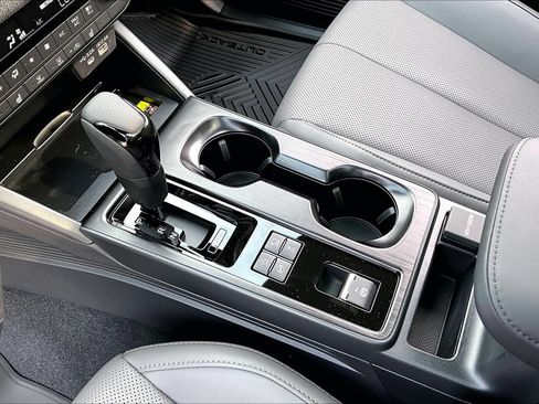 New 2026 Subaru Outback Limited XT AWD/4WD image 8